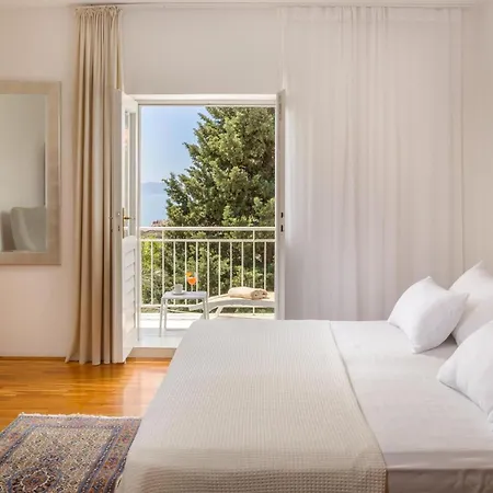 In * Makarska